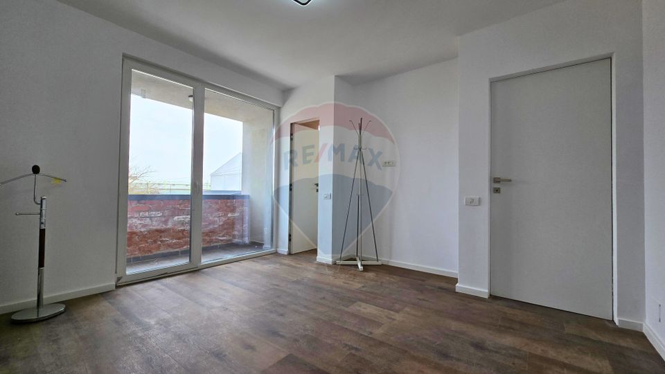 DE INCHIRIAT Casă nouă Tunari | 4 camere | curte proprie | 2 parcări |