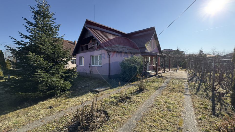 Casă / Vilă cu 3 camere de vânzare