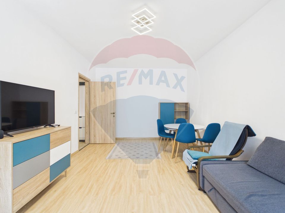 Apartament de 2 camere langa cel mai mare complex educational din S4