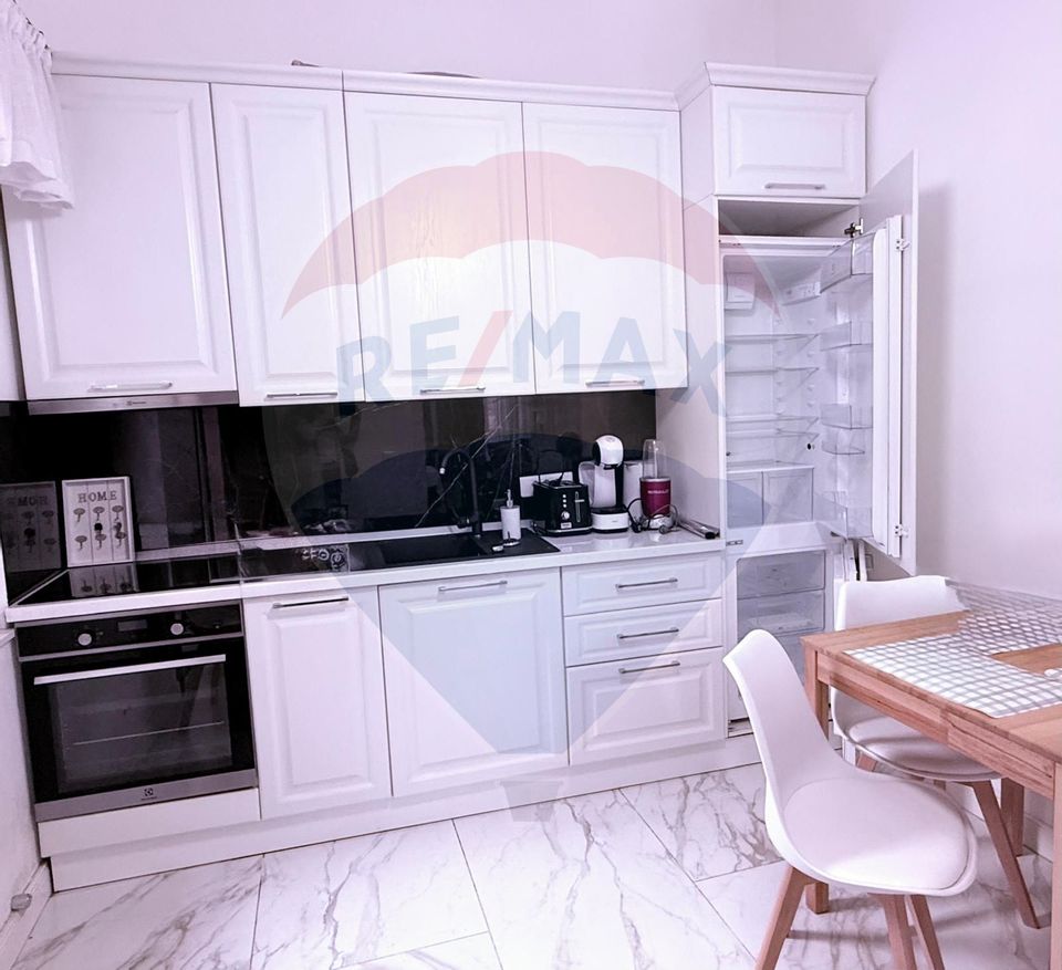 Apartament de închiriat ultracentral - Str Cuza Vodă