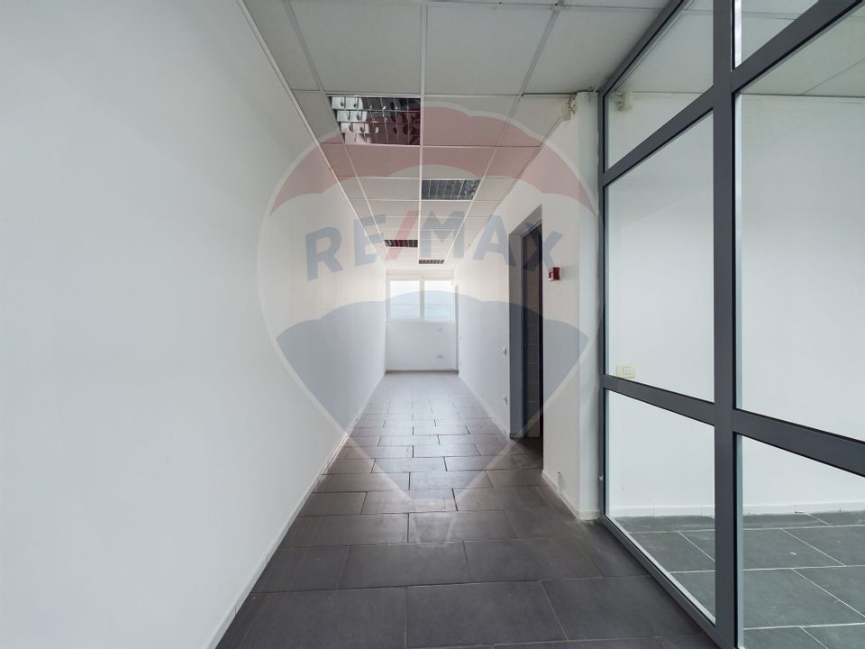2,673sq.m Office Space for sale
