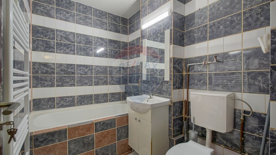 COMISION 0% | Apartament cu 3 camere | Decomandat | Tractorul Cerna |