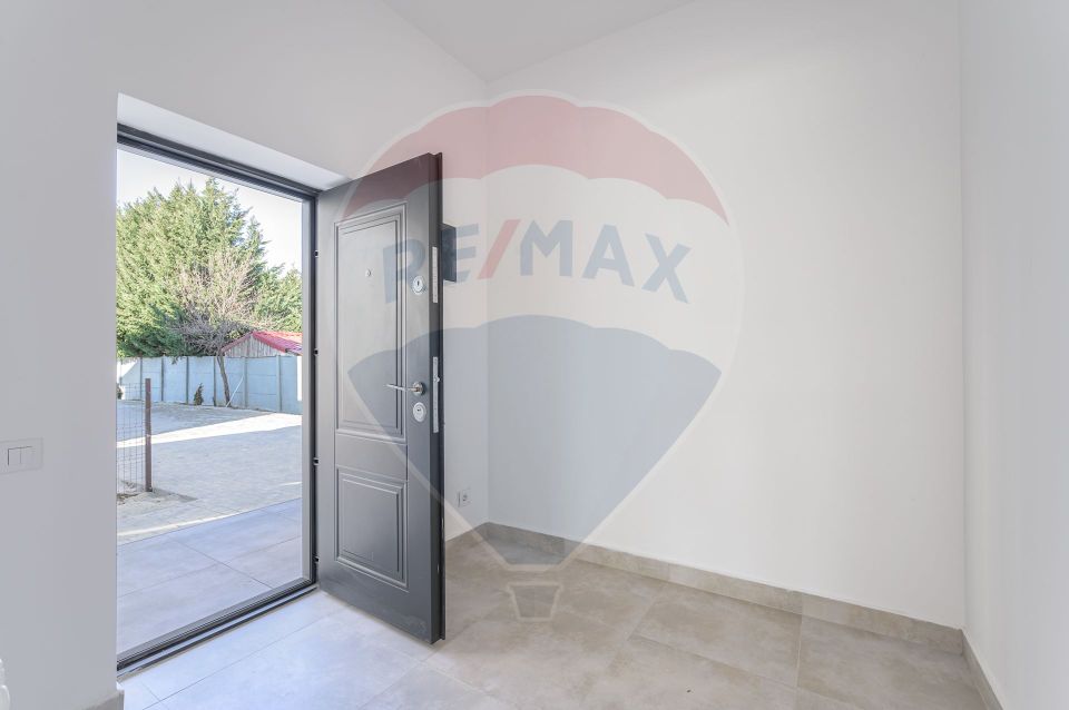 Vilă superba Cernica | vedere la padure si lac | finisaje moderne