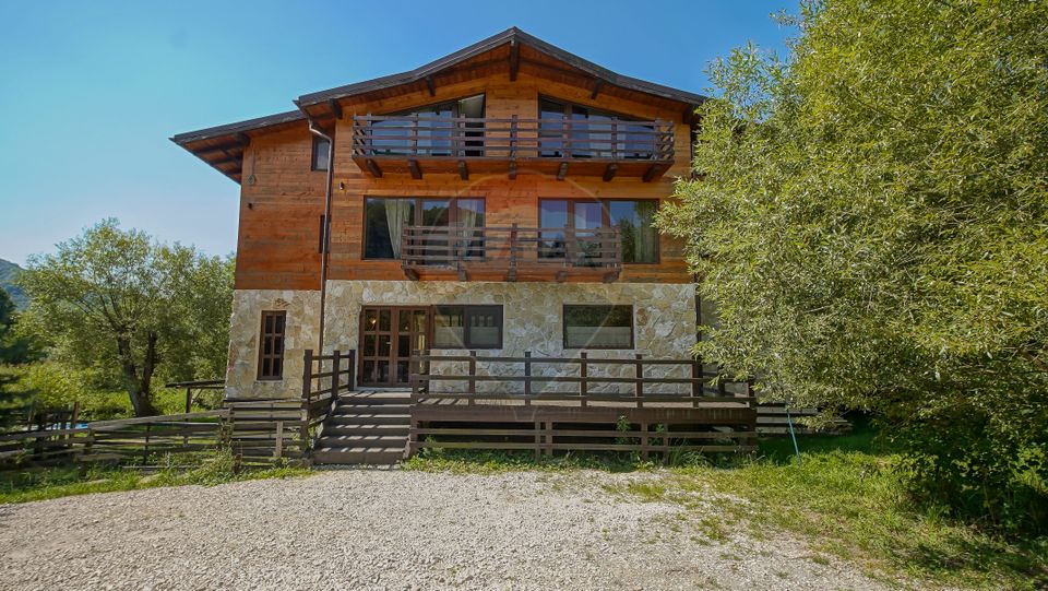 De vânzare Casa Margo - Cheile Râșnoavei - oportunitate de investiție