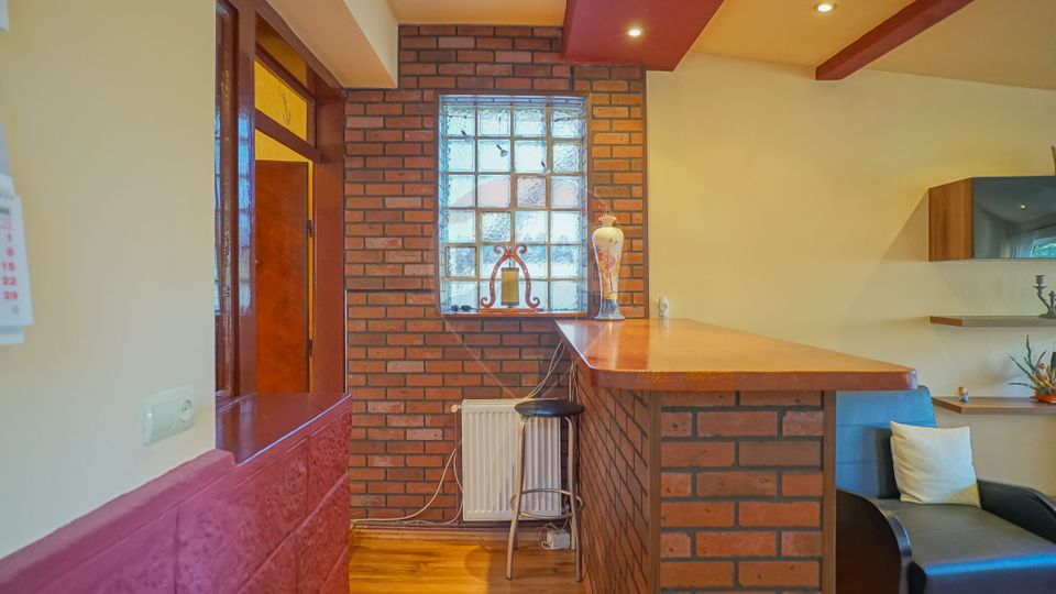 Corp de casă cu 2 apartamente și curte individuală, str. Făgetului