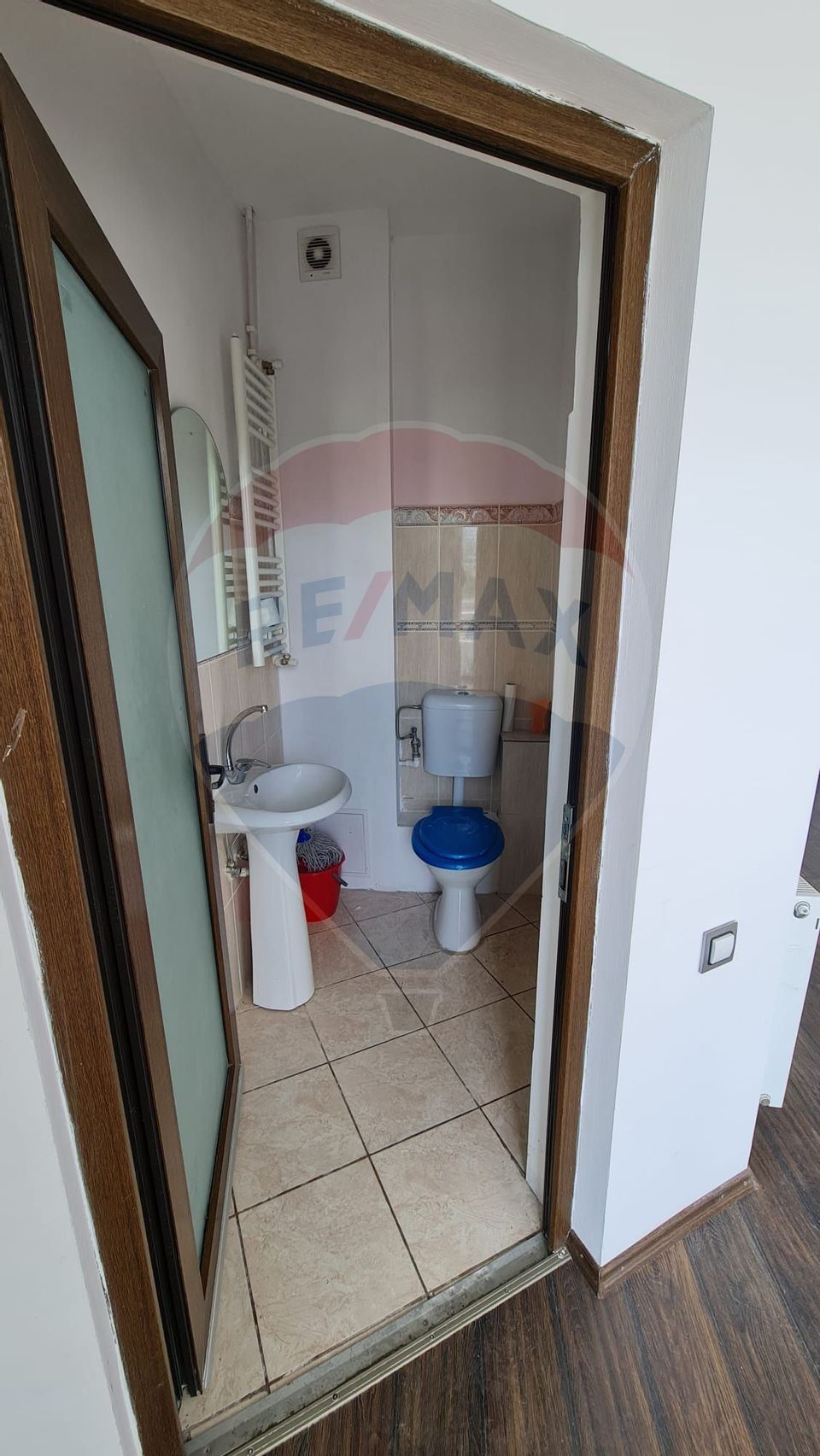 37sq.m Commercial Space for rent, Tiglina 2 area