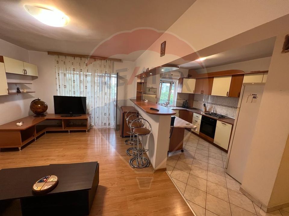 Apartament 3 camere  zona Doi Stejari