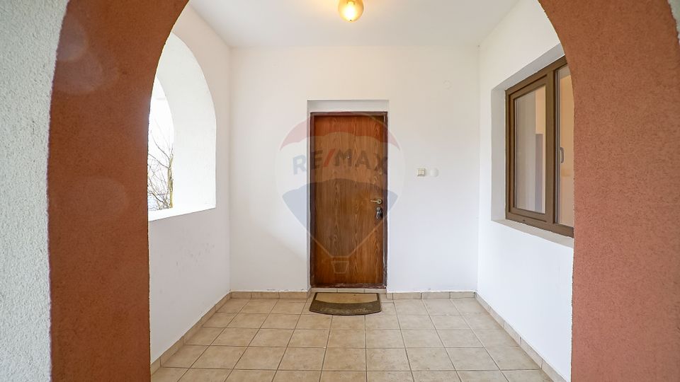 0% comision | Casă 6 camere | Centrală proprie | Predeal |