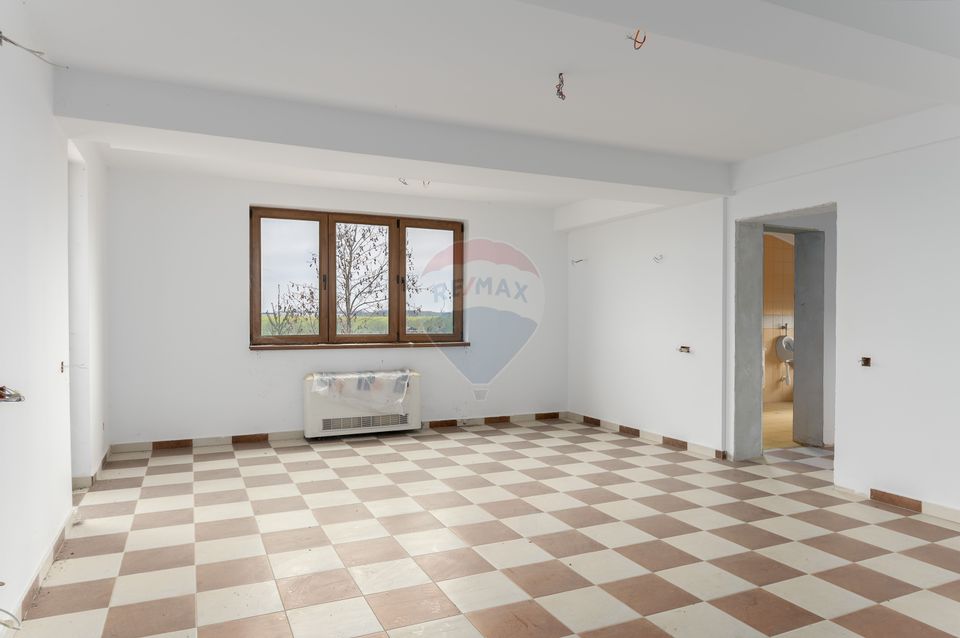 30 room House / Villa for rent