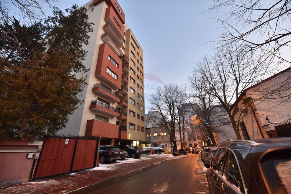 Inchiriere Apartament premium 3 camere 114mp, parcare Piata Alba-Iulia