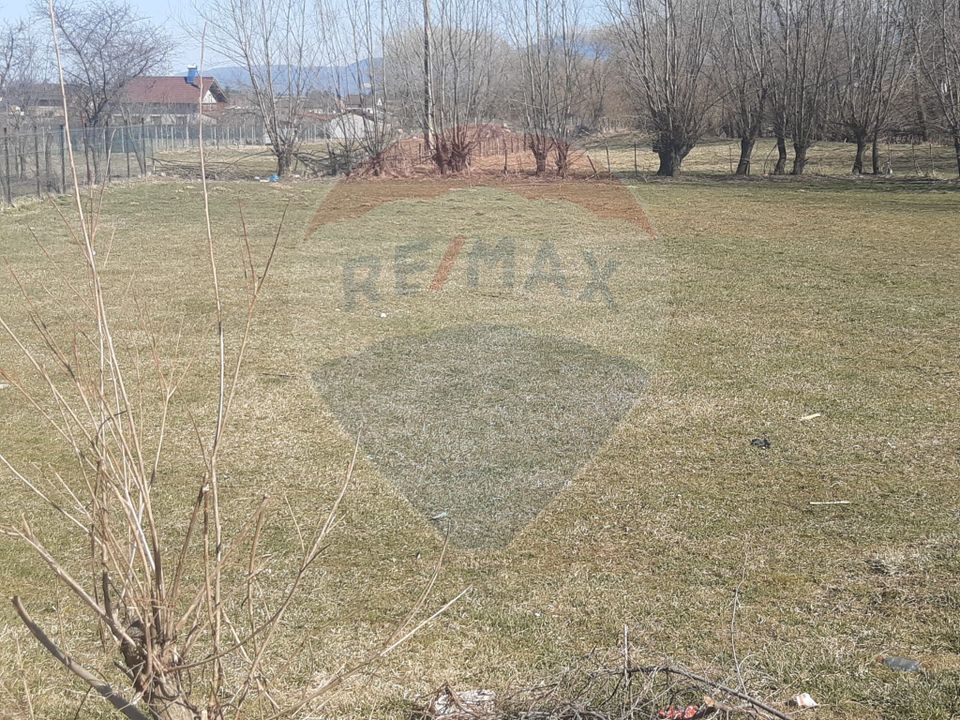 Land 1,486sqm Zarnesti / Soseaua Branului