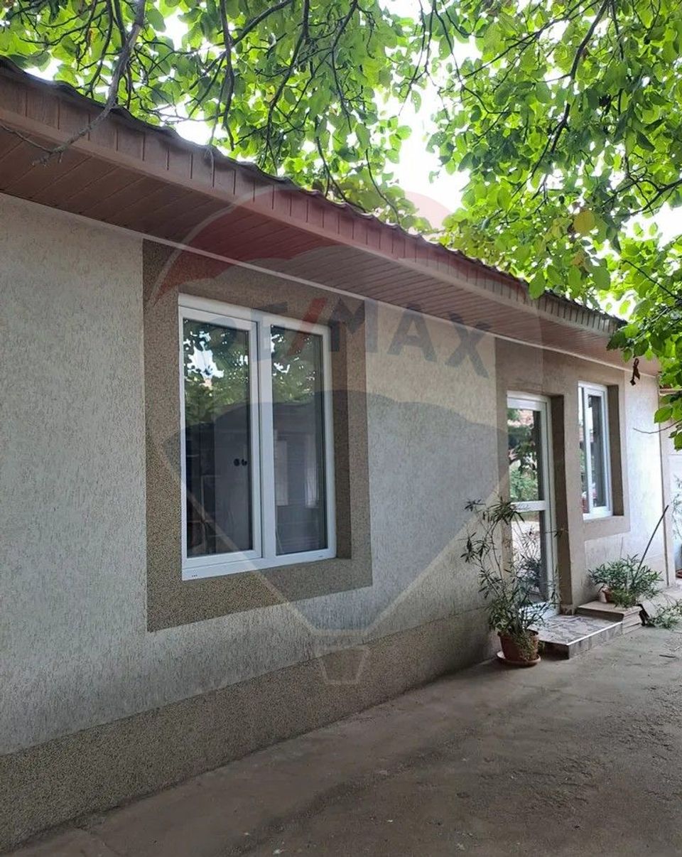 6 room House / Villa for sale, Sud area