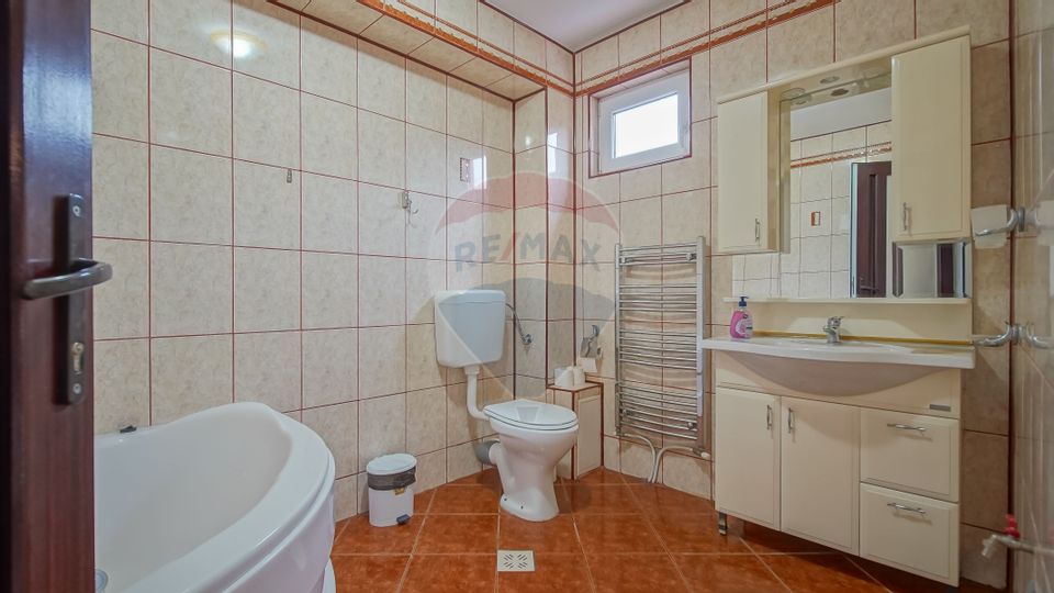 Pensiune cu 7 camere in Moieciu | TOATE UTILITATILE | COMISION 0%