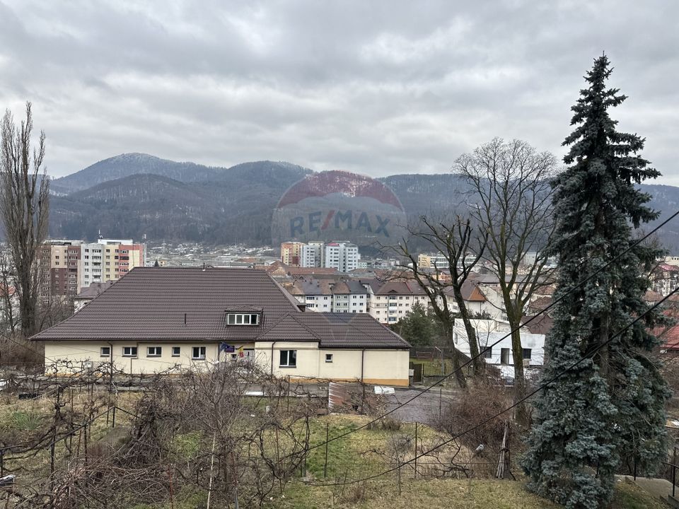 4 room Apartment for sale, Central area