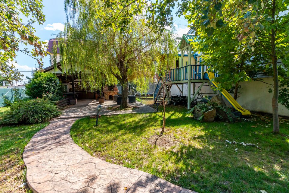 A House Like Home, beautiful courtyard 1950sqm, near the Green Quarter