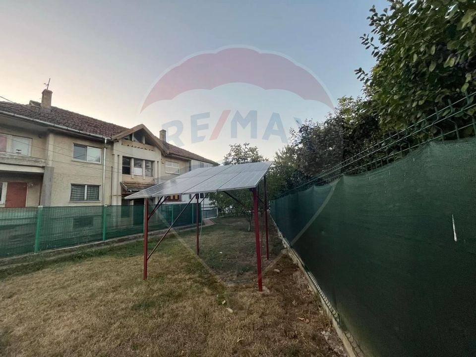 Vanzare - apartament 4 camere, curte, foisor, piscina - Snagov