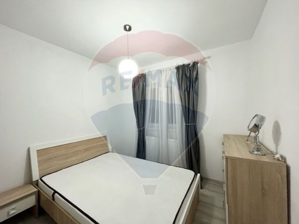 Apartament 3 camere de inchiriat str Ogorului