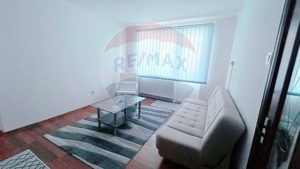 APARTAMENT CU PRIVELISTE IN ZONA ULTRACENTRALA