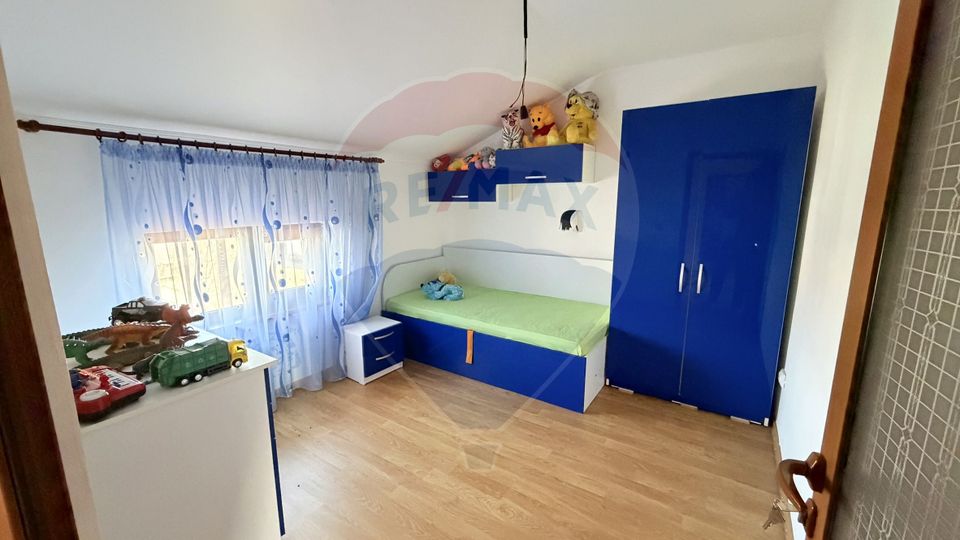 4 room House / Villa for sale