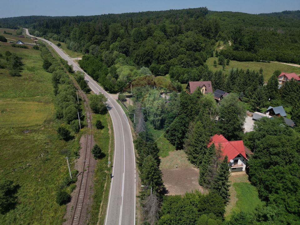 Casa cu teren generos – refugiul perfect în Paltinoasa, Suceava