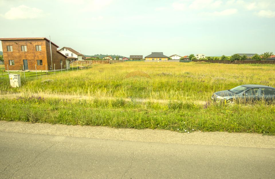 Teren Bod, cartier Poiana Craitelor, 732-2196mp, utilități,