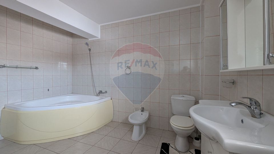 5 room House / Villa for sale, Central area