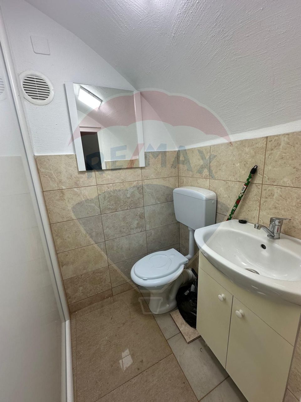 30.17sq.m Commercial Space for sale, Orasul Vechi area