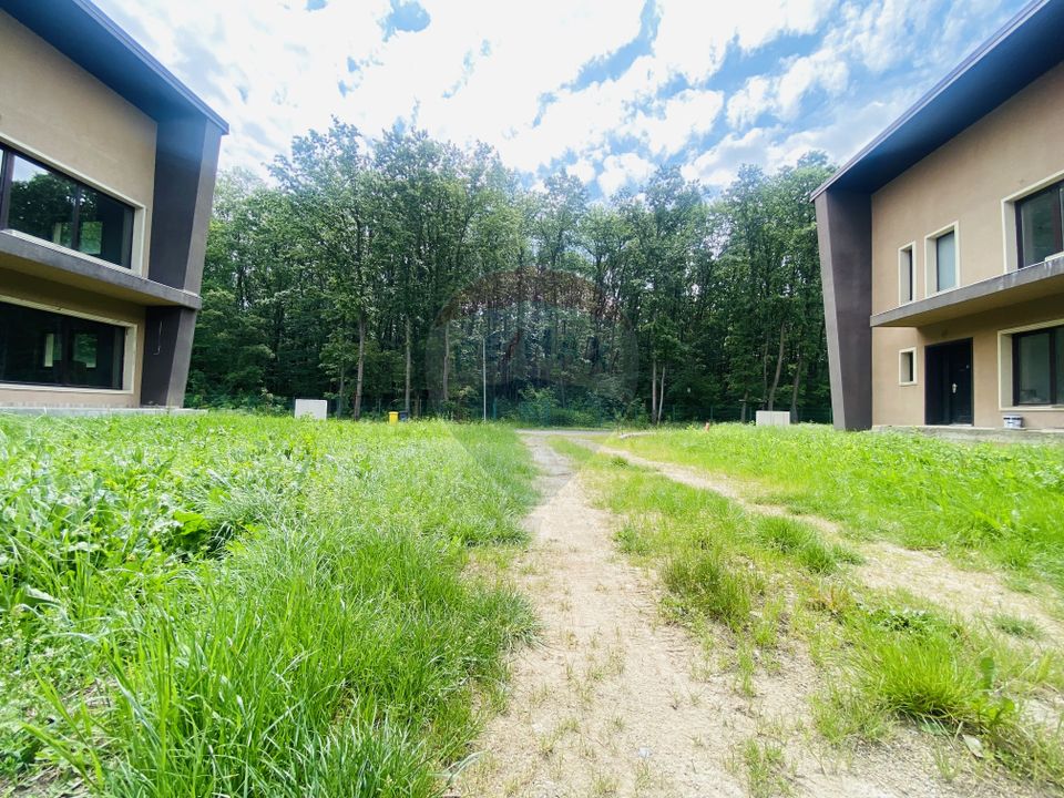 4 room House / Villa for sale