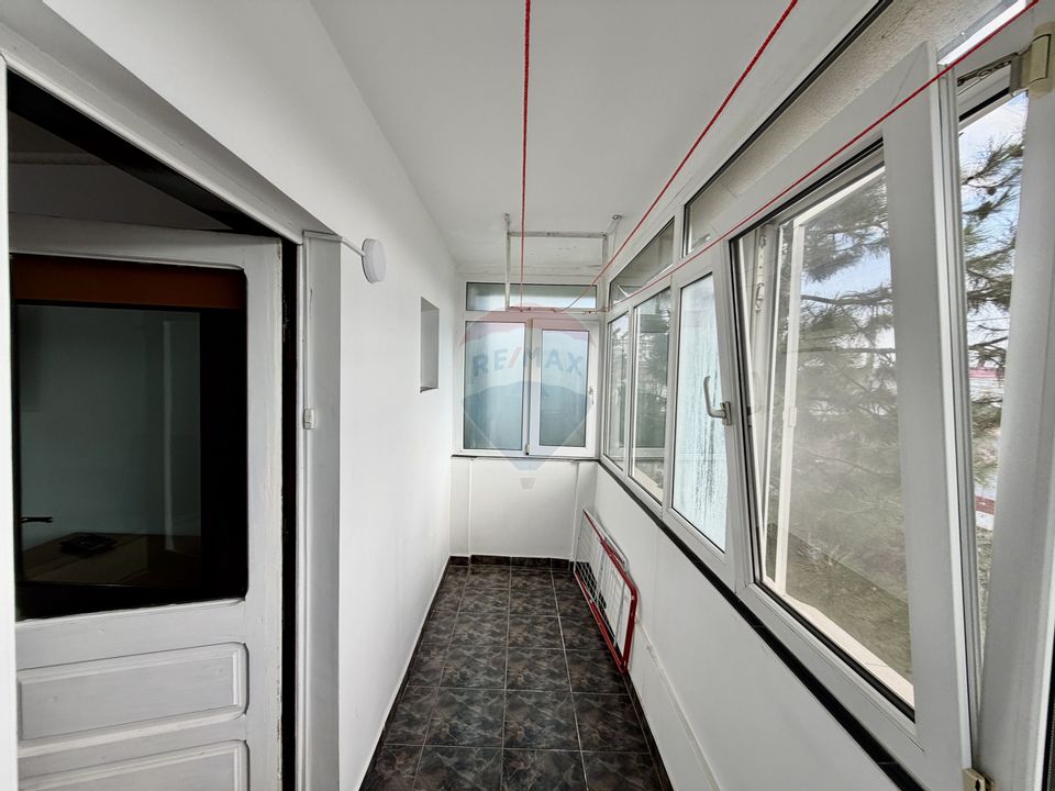 Apartament 3 camere etaj 1