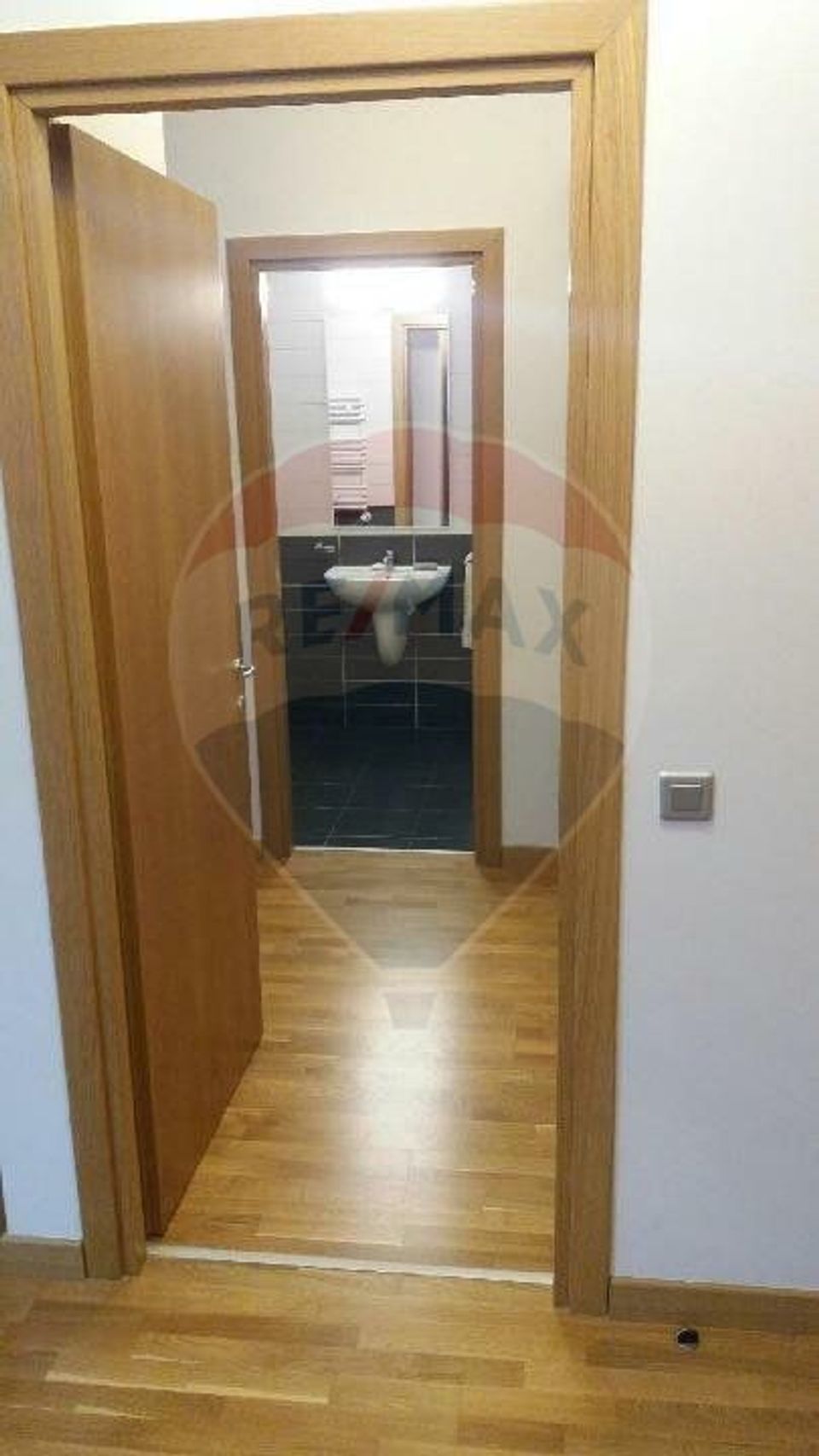 Închiriere apartament 2 camere zona Parcul Carol – Complex Serena