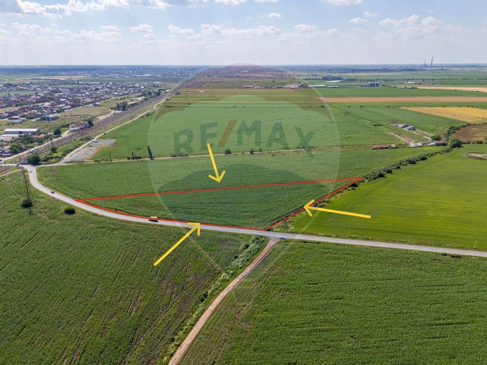 Land 13,233sqm Vladimirescu / Drumul Judetean vladimirescu- horia