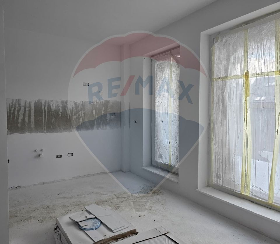 2 room Apartment for sale, Tractorul area