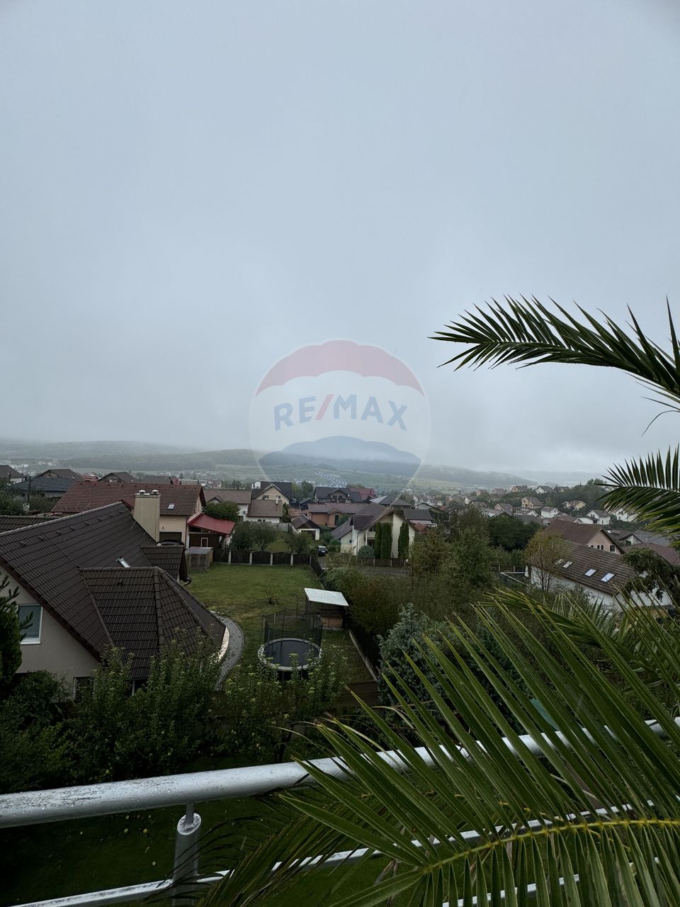 Casă / Vilă cu 6 camere de vânzare