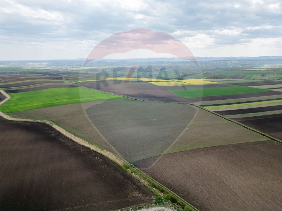 Teren 86,000mp Suceava / DN 17