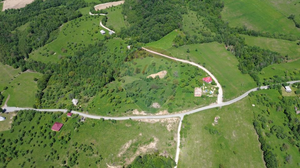 Teren de vanzare SE ACCEPTA SCHIMB CU PROPRIETATI