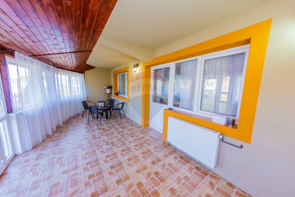 Casă nouă de vânzare