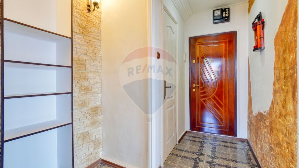 Apartament cu 3 camere, de vânzare, Str. Argintului,  Tractorul