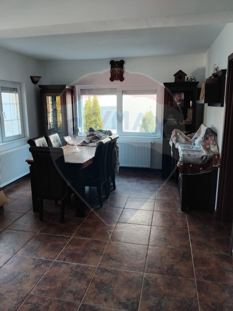 4 room House / Villa for sale, Sud area