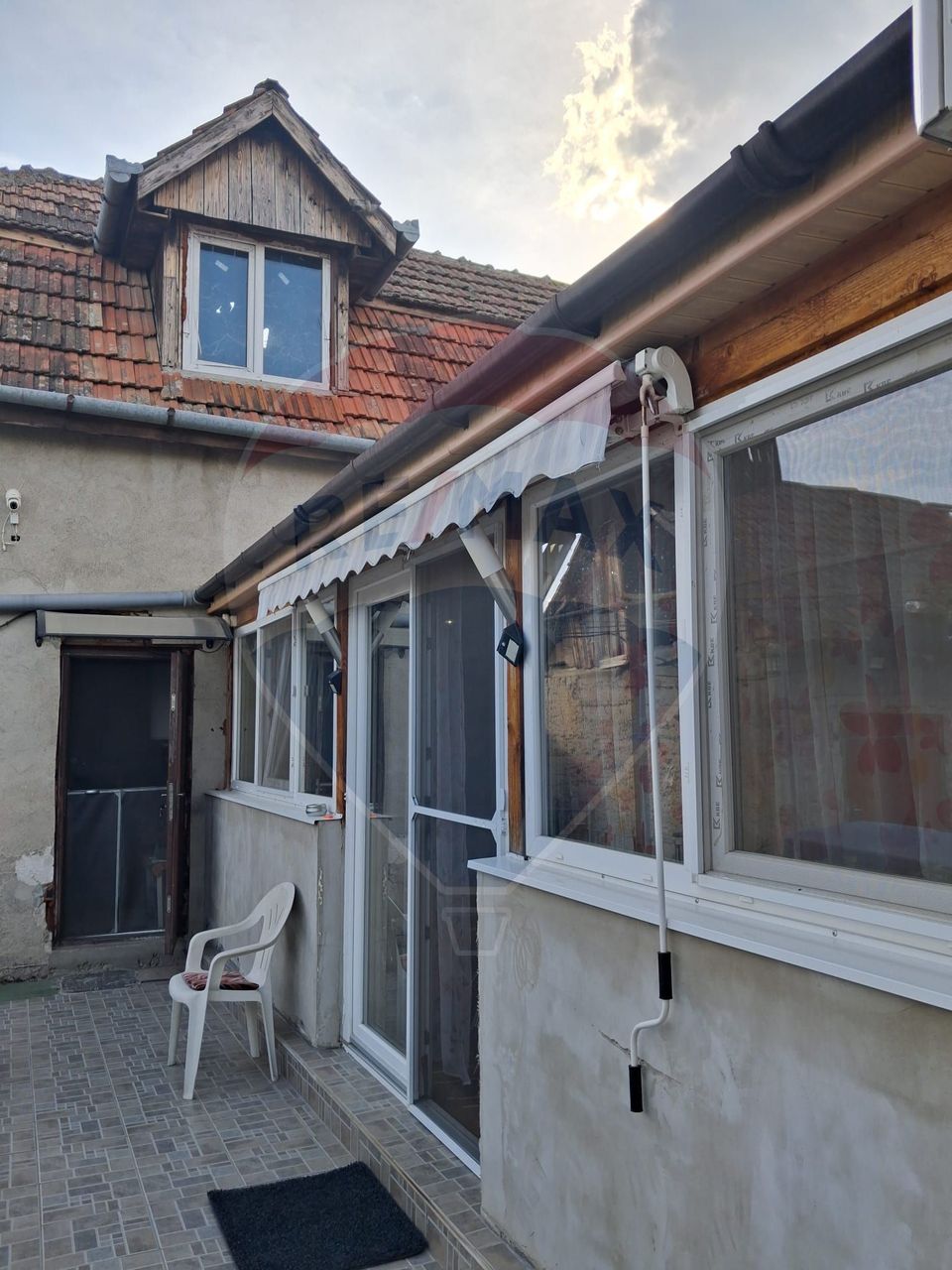 Casă spațioasă de vânzare în zona metropolitană, Fughiu