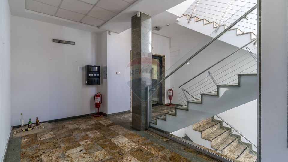 Spațiu de birouri de 754.6mp de închiriat în zona Andrei Muresanu