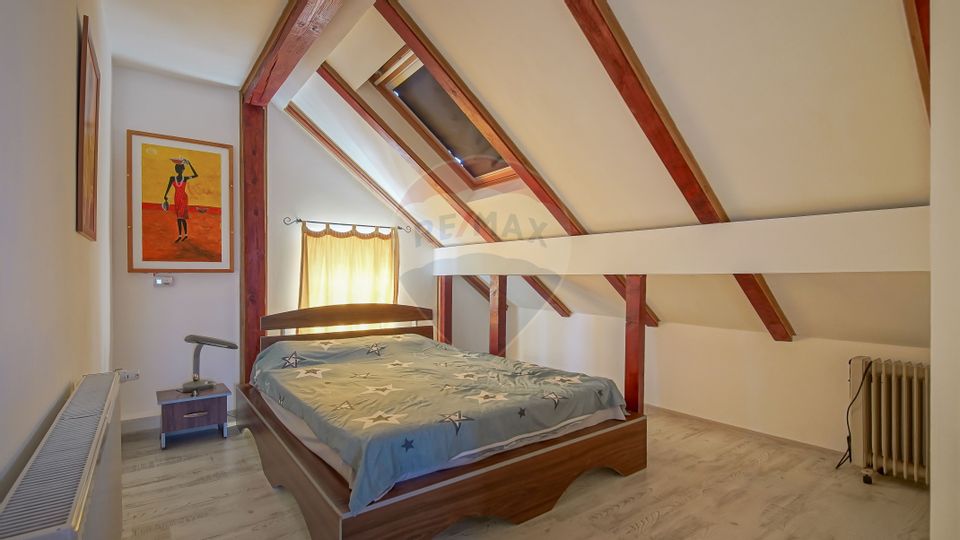 Casă / Vilă de vânzare în Râșnov, afacere-Pensiune clasificată