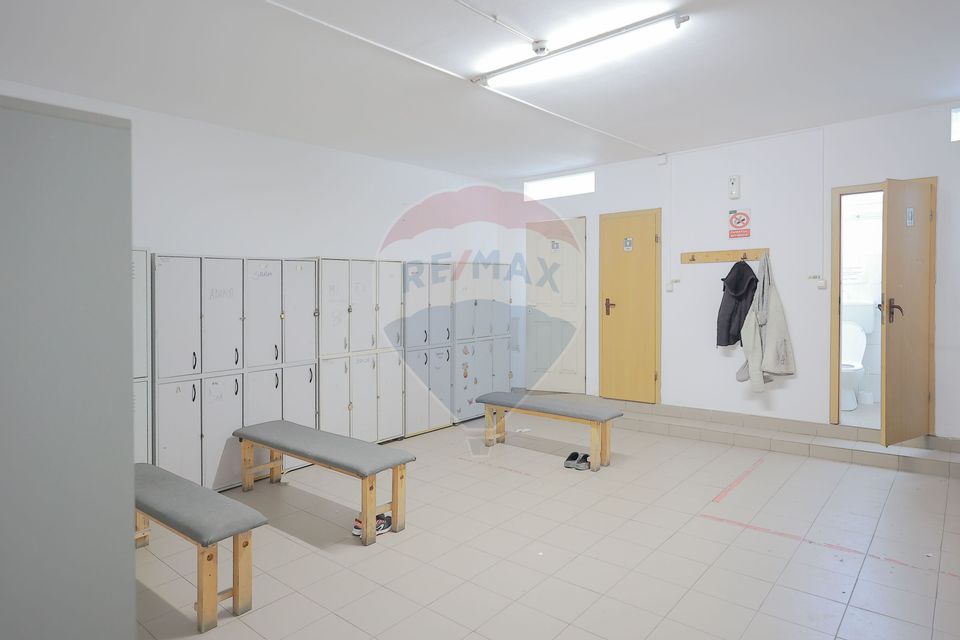 15,726sq.m Industrial Space for sale, Vest area