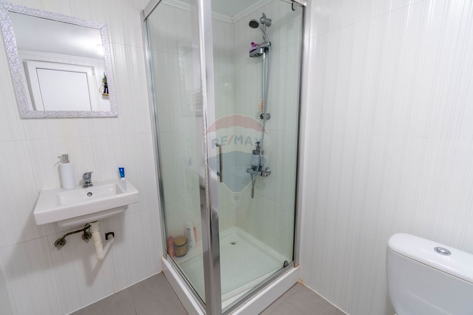 5 room House / Villa for sale