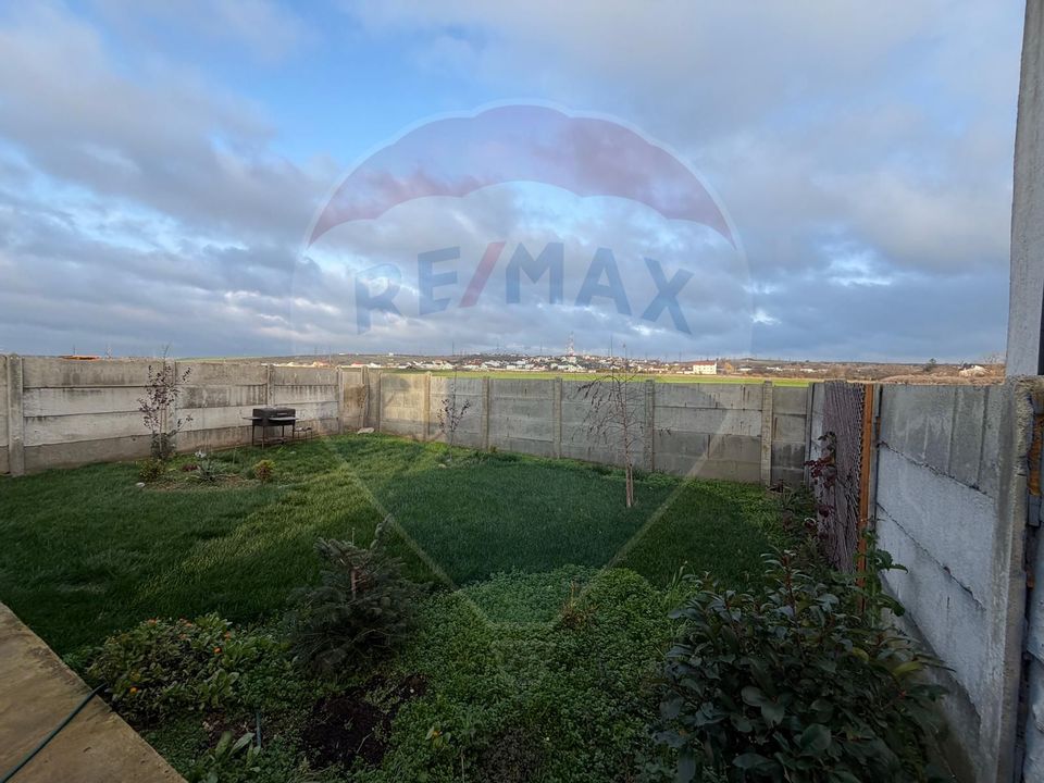 4 room House / Villa for sale, Bariera Valcii area