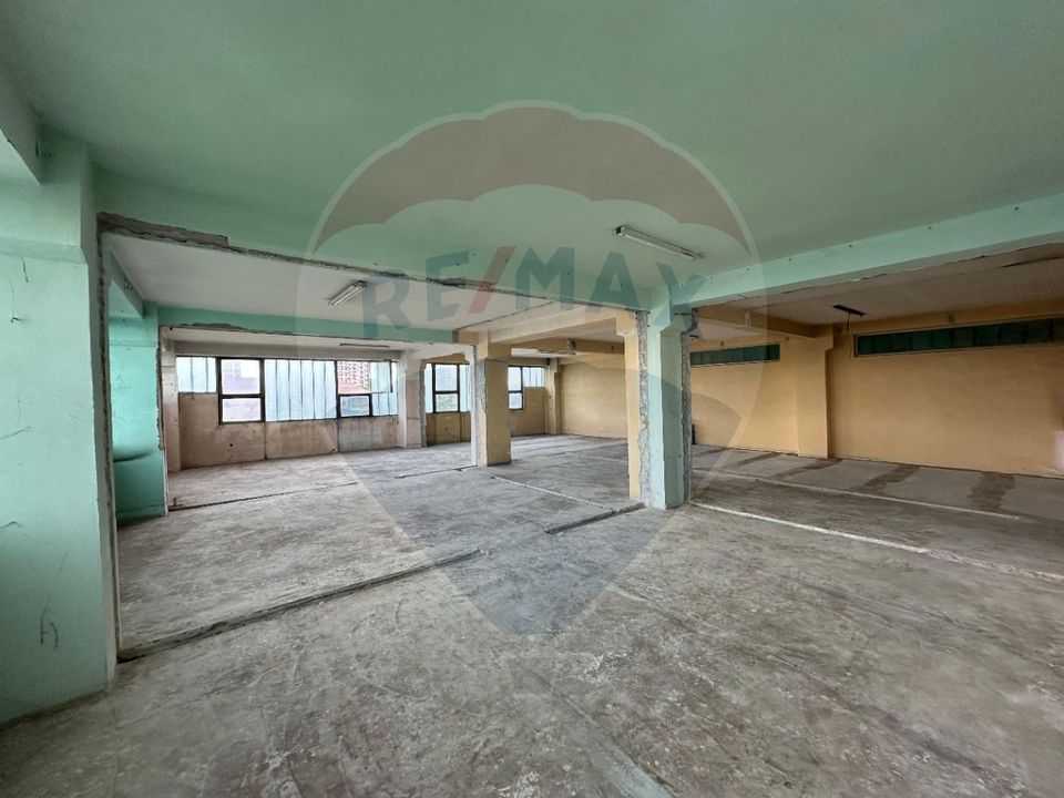 Spațiu de birouri- Imobil Multifuncțional în Arad P +6