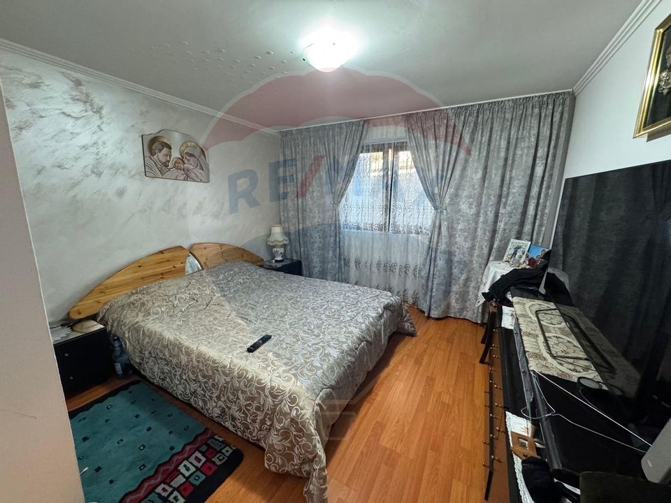 Apartament cu 3 camere in Dumitresti