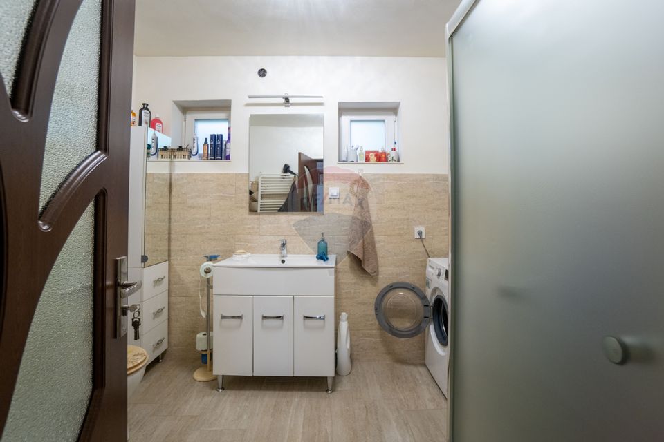 6 room House / Villa for sale