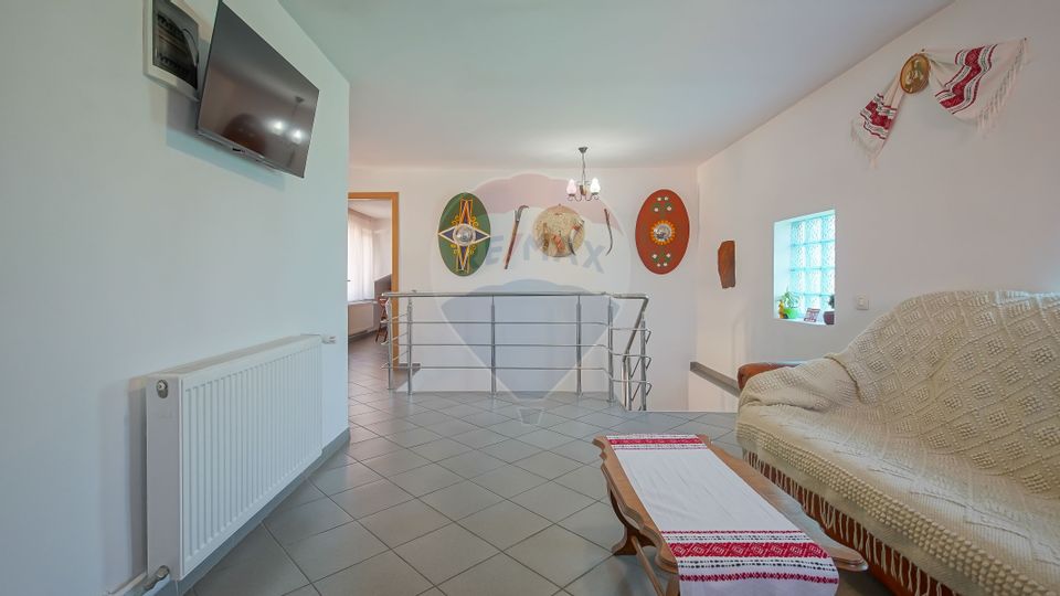 9 room House / Villa for sale, Promenada area