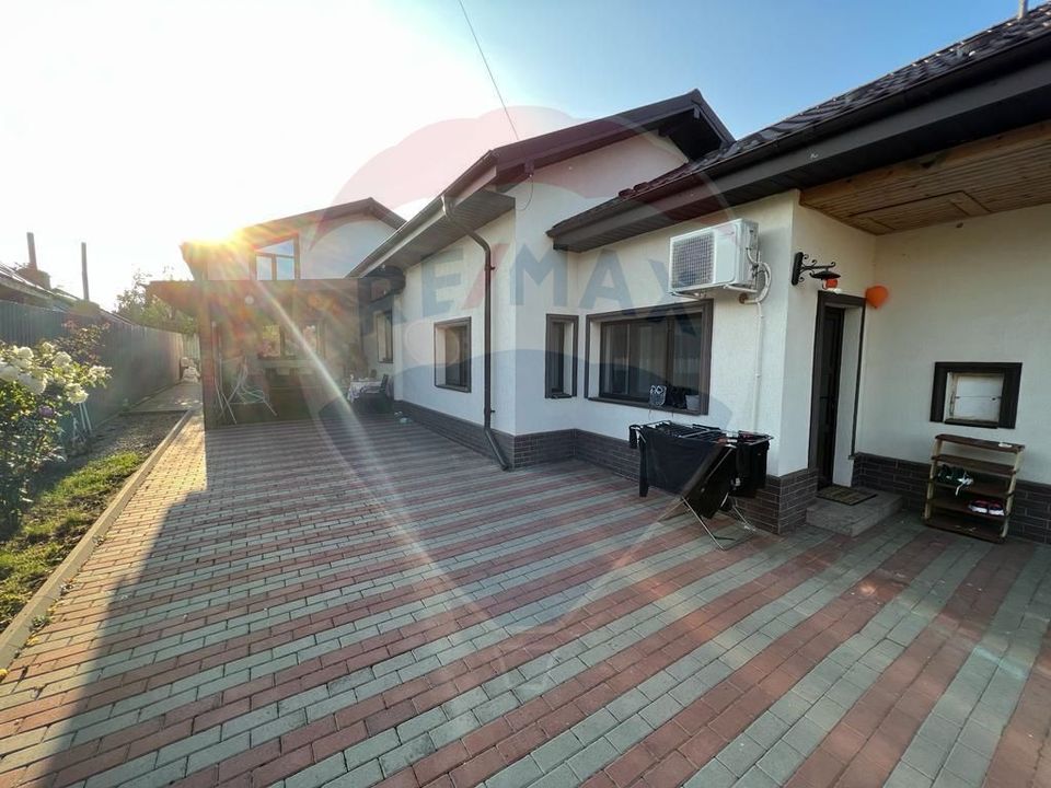 4 room House / Villa for sale