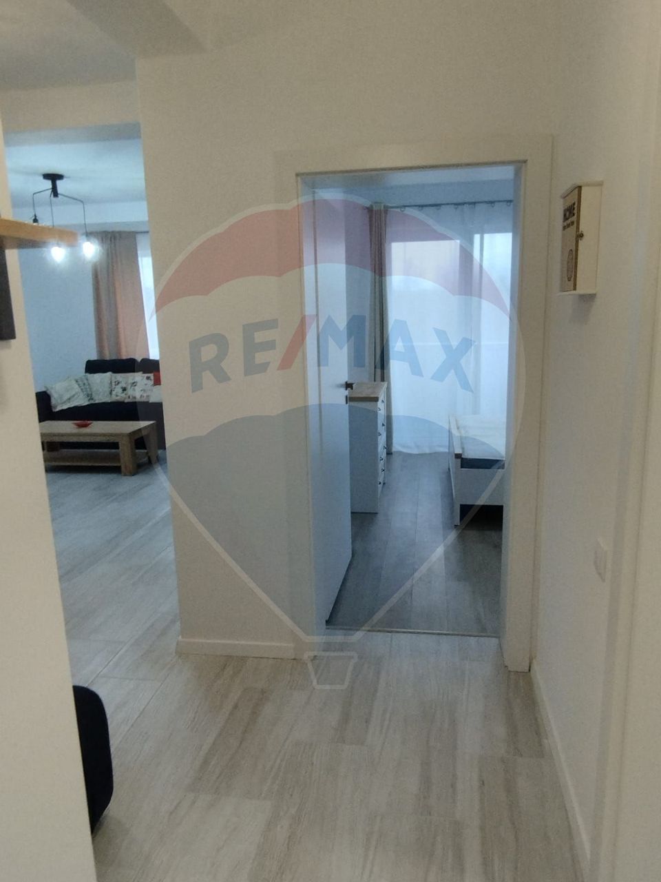 Apartament de lux la prima închiriere în bloc nou cu loc de parcare!